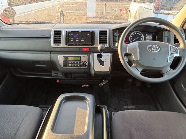 HIACE van 2WD
