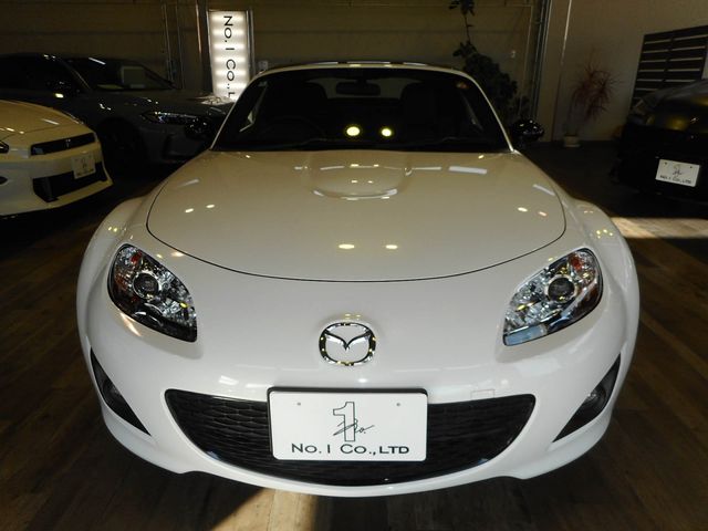 ROADSTER