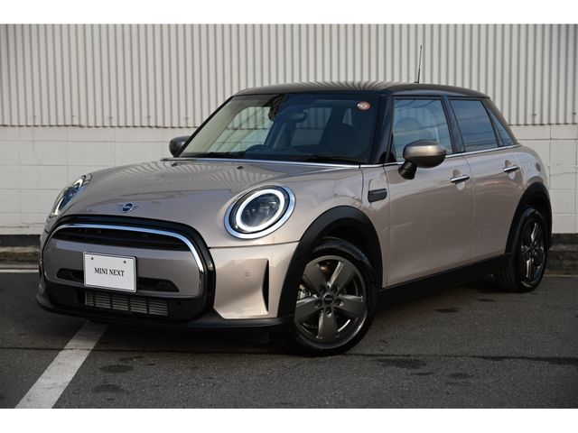 MINI COOPER D 5DOOR