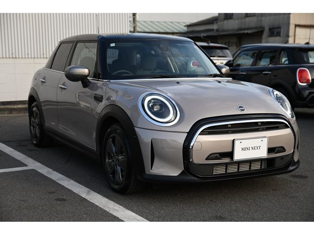 MINI COOPER D 5DOOR