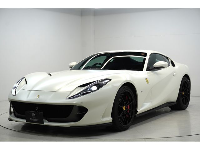 FERRARI 812 Superfast