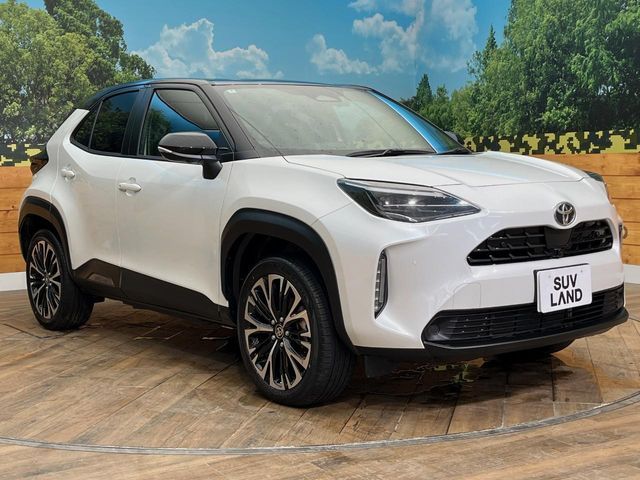 YARIS CROSS HYBRID