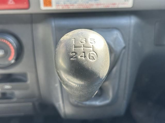 HIACE van 2WD