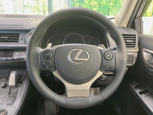 LEXUS CT200h