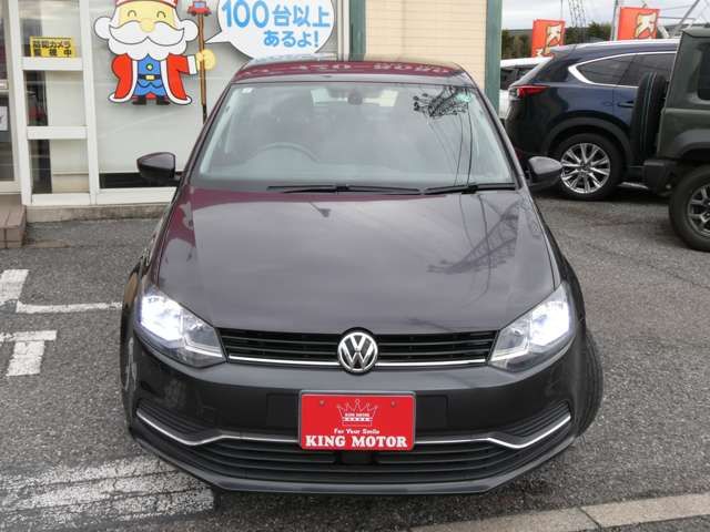 VOLKSWAGEN POLO