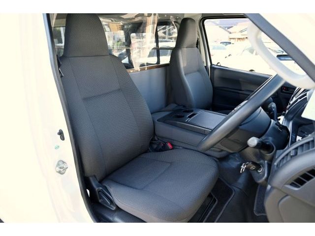 HIACE van 2WD
