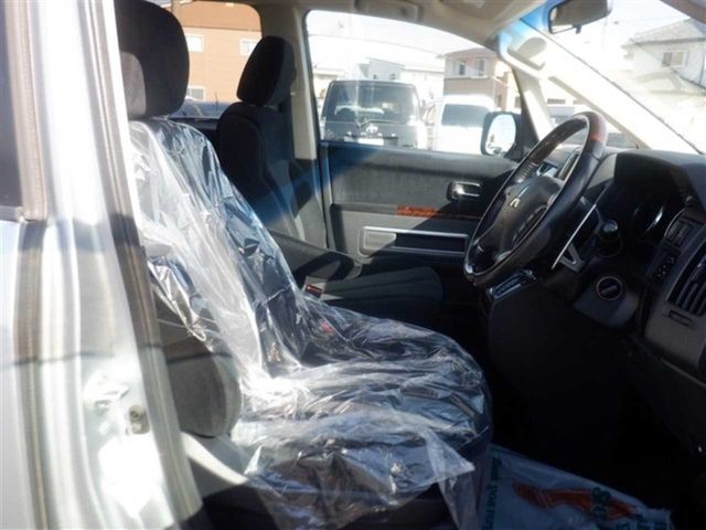 DELICA D:5 4WD