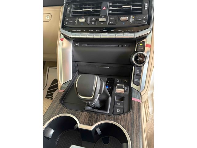 LANDCRUISER wagon