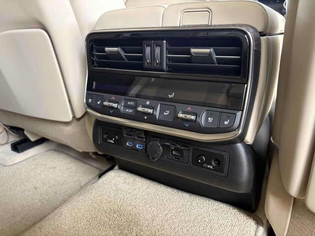 LANDCRUISER wagon