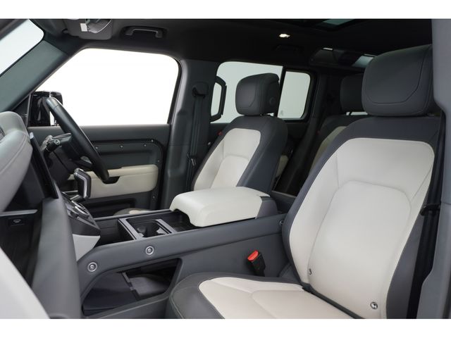ROVER DEFENDER