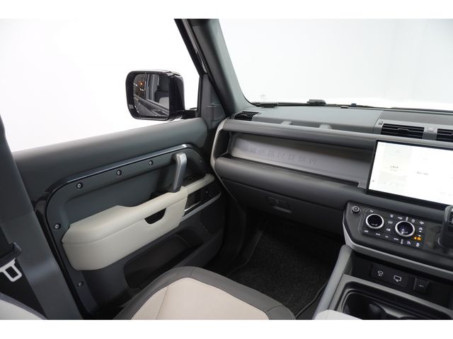 ROVER DEFENDER