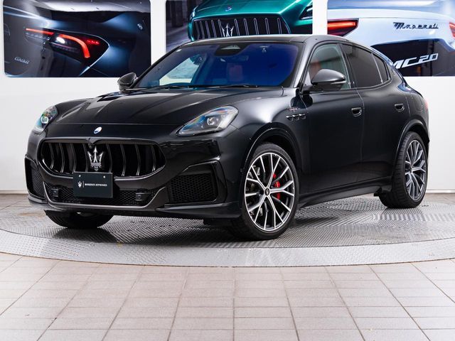MASERATI Grecale