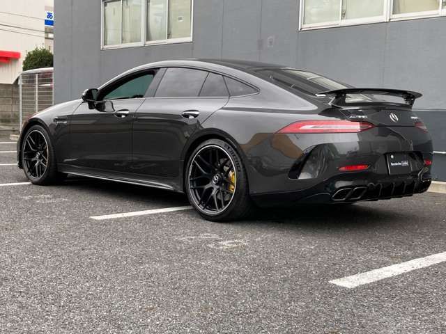 MERCEDES AMG GT 4D coupe