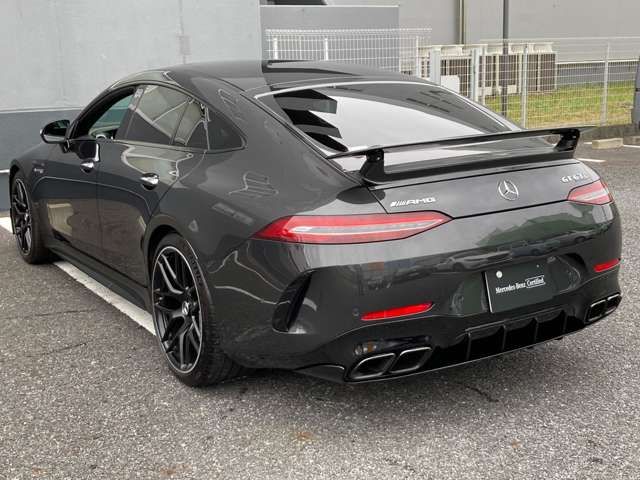MERCEDES AMG GT 4D coupe