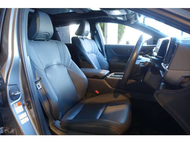 CROWN sedan