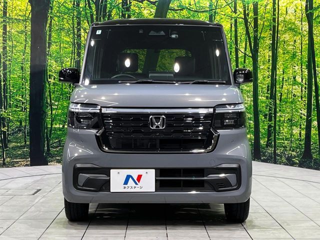 N-BOX CUSTOM 4WD
