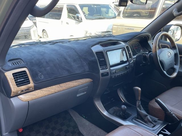 LANDCRUISER PRADO