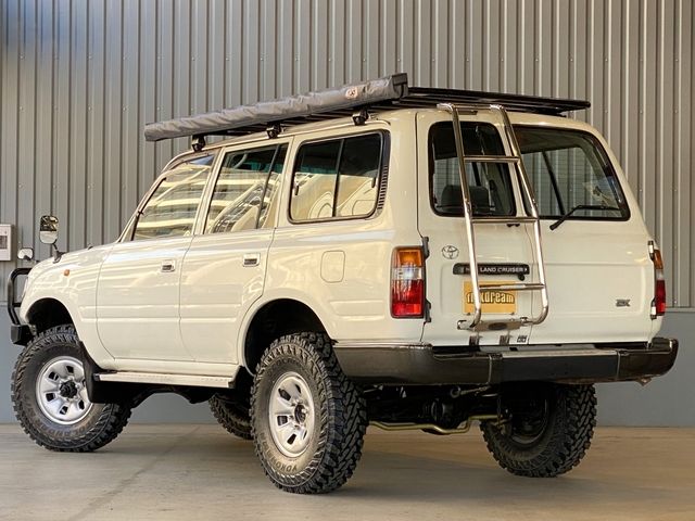 LANDCRUISER wagon