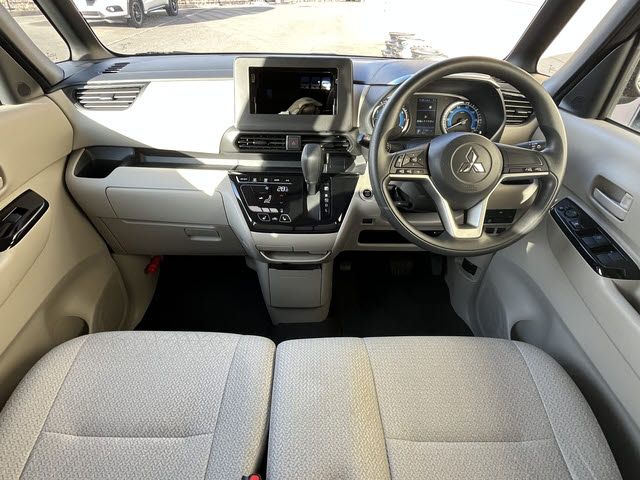 eK SPACE 4WD