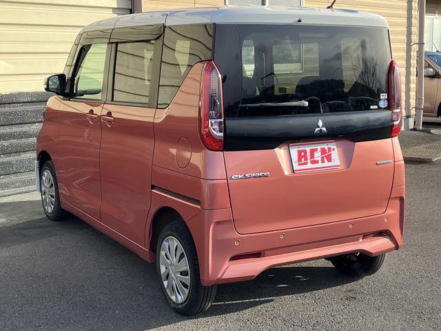 eK SPACE 4WD