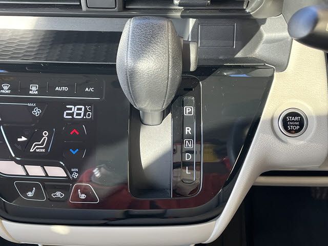 eK SPACE 4WD