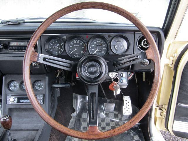 BLUEBIRD coupe