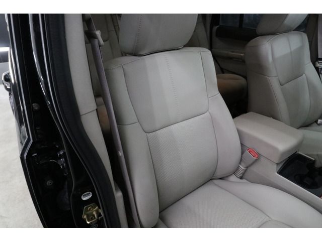 JEEP COMMANDER