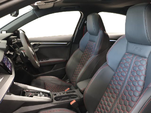 AUDI RS3 Sedan