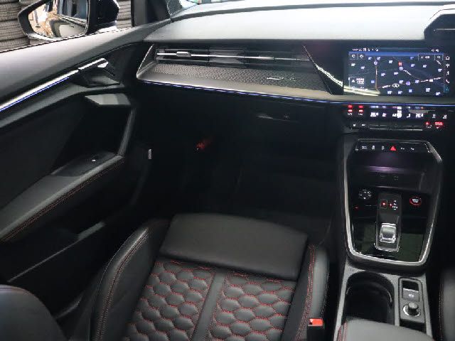 AUDI RS3 Sedan