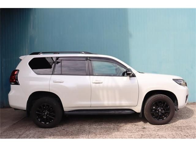 LANDCRUISER PRADO