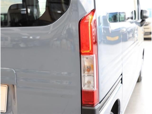 N-VAN