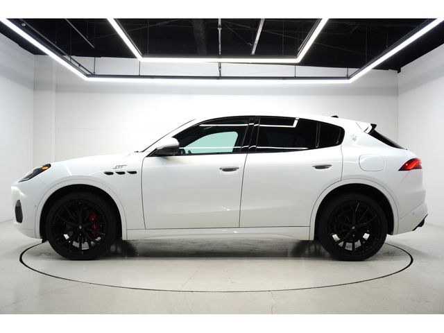 MASERATI Grecale