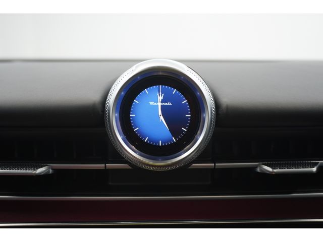 MASERATI Grecale