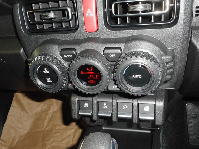 JIMNY NOMADE