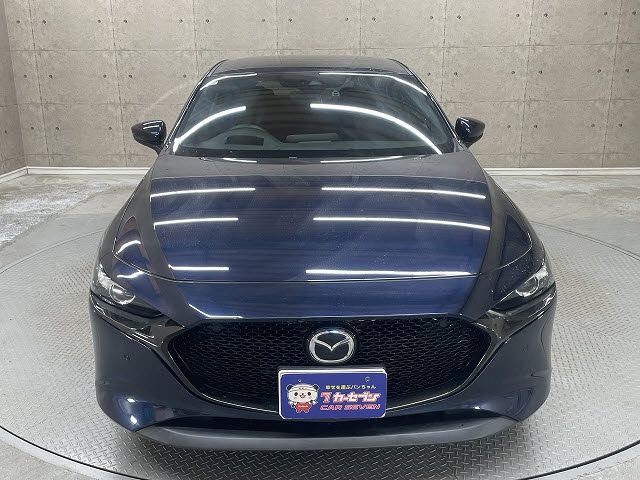 MAZDA3 FASTBACK