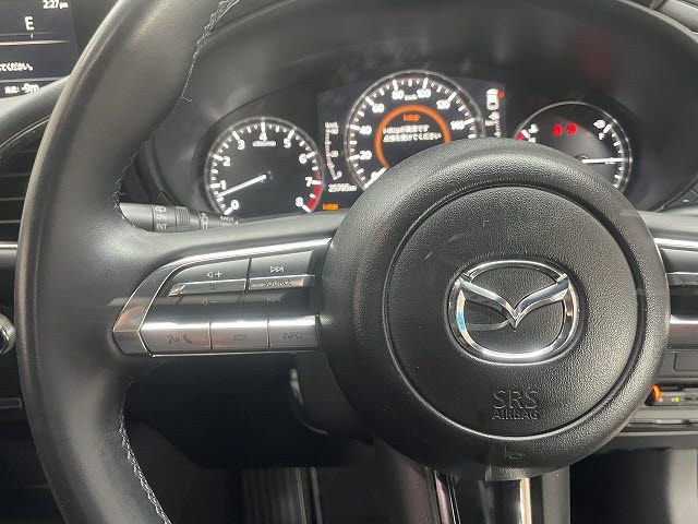 MAZDA3 FASTBACK