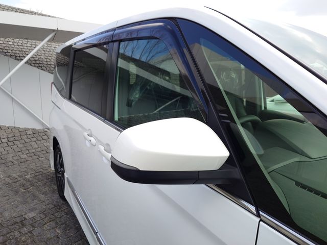 NOAH HYBRID