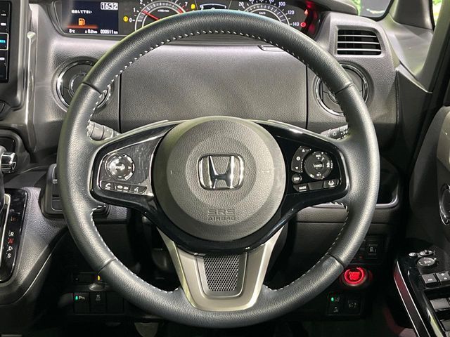 N-BOX CUSTOM 4WD
