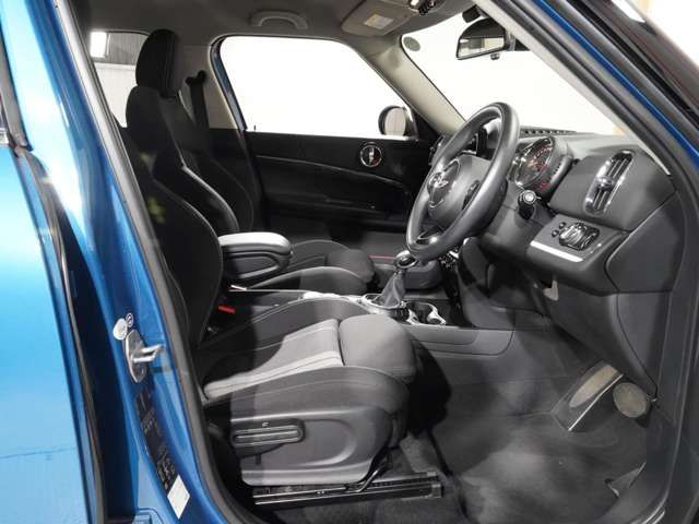 BMW MINI COOPER SD CROSSOVER