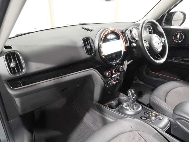MINI COOPER D CROSSOVER