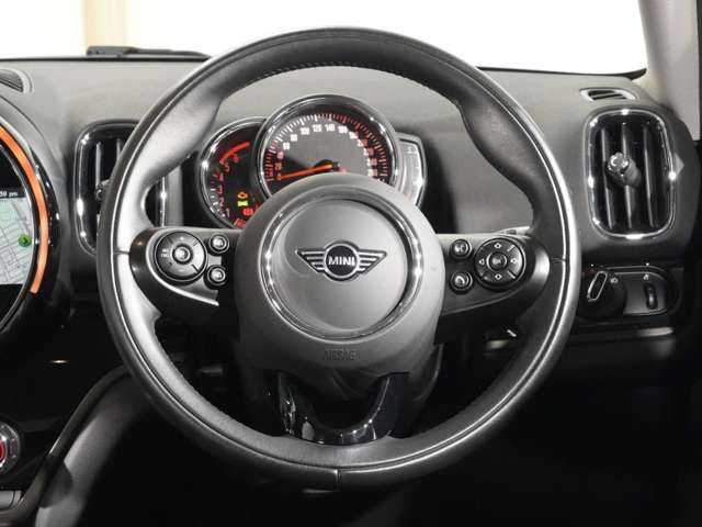 MINI COOPER D CROSSOVER