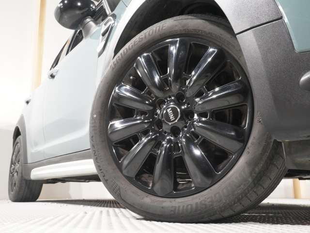MINI COOPER D CROSSOVER
