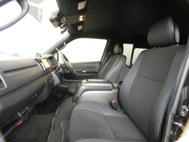 HIACE van 2WD