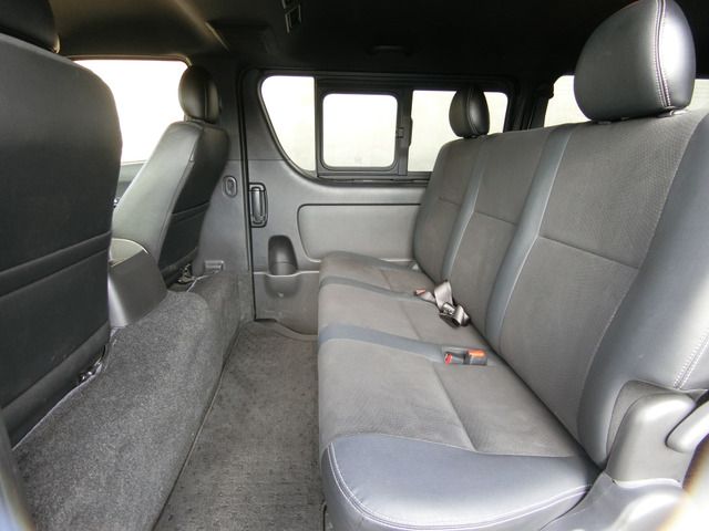 HIACE van 2WD