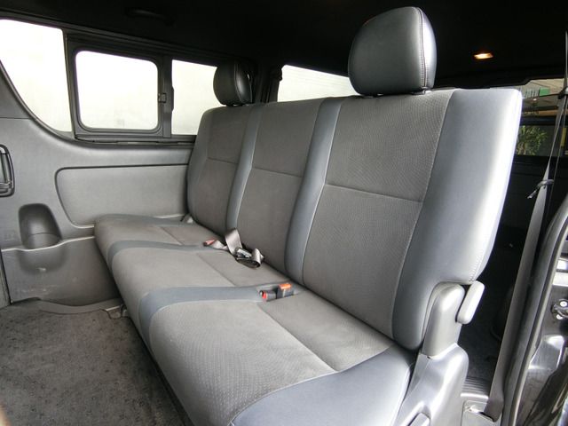 HIACE van 2WD