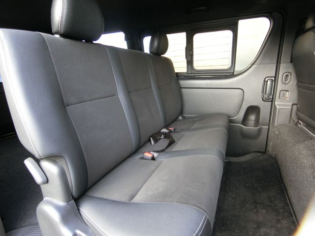 HIACE van 2WD