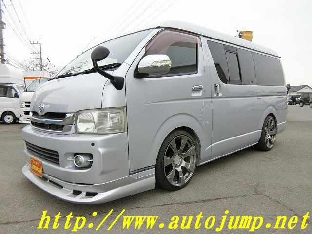 REGIUSACE van 2WD