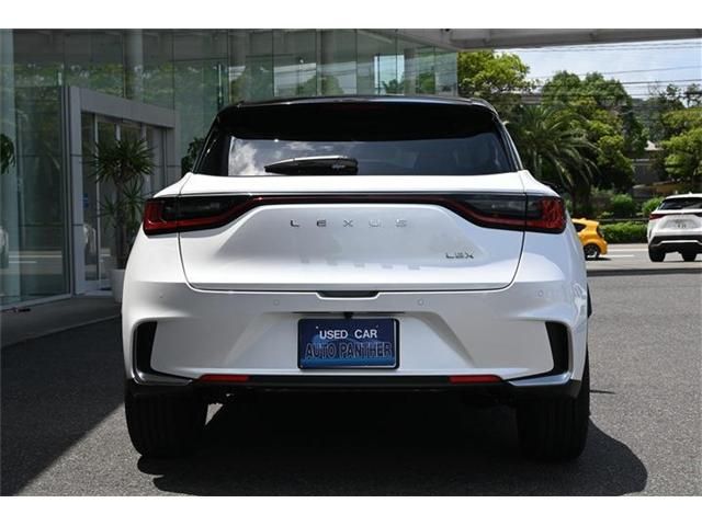 LEXUS LBX
