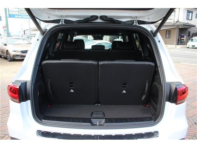 MERCEDES BENZ GLB