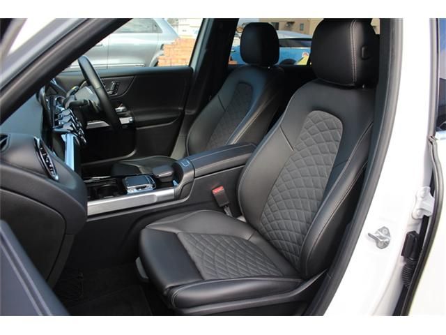 MERCEDES BENZ GLB